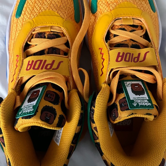 Mens Adidas D.O.N Issue #3 Lego Sneakers  Size 6 - Picture 5 of 9